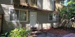 Large, Open Concept Gig Harbor Three Bedroom. Available Now! Gallery 1