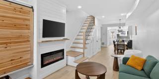 2015 GALES Street NE Gallery 1