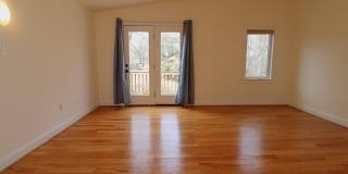 118 QUAINT ACRES Drive Gallery 33