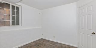 West Oakland 3 Bedroom Flat! Gallery 22