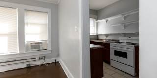 Hawthorne Street Gallery 113