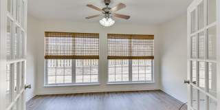 443 Surrey Park Drive SE Gallery 22
