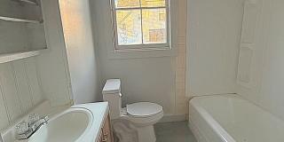 638 Carbon St Gallery 8