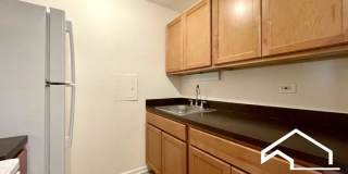 6002 North Kenmore Gallery 9