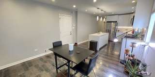 3230 N Elston Avenue Gallery 28