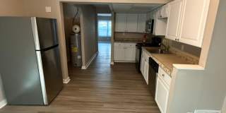 2-Bedroom Townhome in Brookhaven! Gallery 5