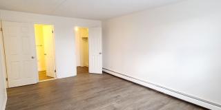 200 West Gallery 11