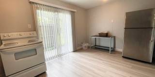 Spacious, affordable two bedroom townhouse in a great location in Charlotte! Gallery 21