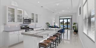 4823 Saint Armands Way Gallery 10