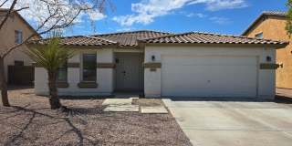 Lovely 4 bedroom 2 bath home +Den in Sunset Point Community Of Buckeye! Gallery 1