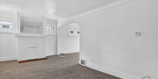 $1300 3 bedrooms Gallery 3