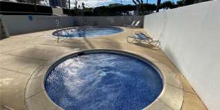 2825 S King Street Gallery 21