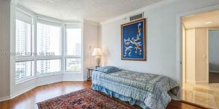 21205 YACHT CLUB DR Gallery 19