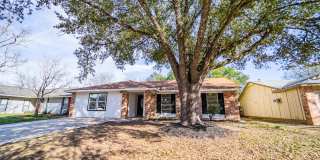 5866 Cliff Path Gallery 1