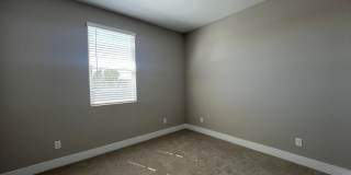 1017 E PASADENA Avenue Gallery 16