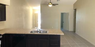 3 bedroom Townhome in Desert Sky! Gallery 5