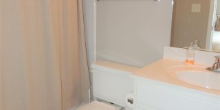 222 Torrence Street S Gallery 16