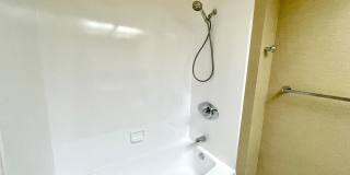 AVAILABLE NOW! STUDIO WITH 1 PARKING IN MAKIKI Gallery 10