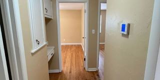 3617 1/2 North Drexel Boulevard Gallery 9