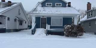 Charming 4-Bedroom Property in Prime Location Gallery 1