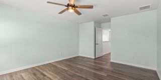 Spacious Riverview Rental in South Fork Lakes with Oversized Screened Patio & 2-Car Garage Gallery 20