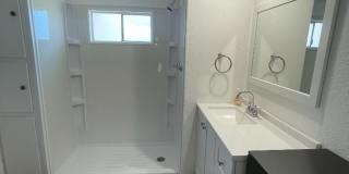 3722 N S Dakota Avenue Gallery 14