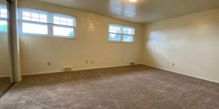 Incredible Two Bedroom Townhouse in Plum! Garage, Yard & More! Call Today! Gallery 5