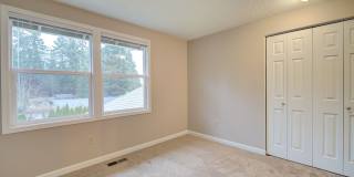 4Bd/2.5Ba Redmond Home Gallery 17