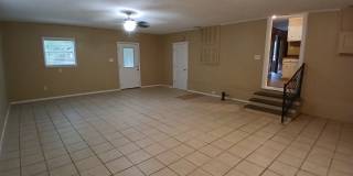 2415 Club House Road Gallery 6