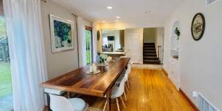 205 Pine Avenue Gallery 9