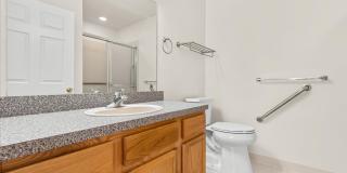 Maple Crossing Condo – Comfort, Convenience & Location Maple Crossing Condo – Comfort, Convenience & Location Gallery 17
