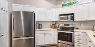 Beautiful Townhome in Ken Caryl – Available Now! Gallery 5