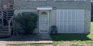 2611 Westwood Dr Gallery 1