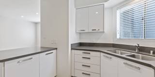 Crenshaw Villa Apartments Gallery 9