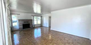 Epic Location by Cal Poly - 5 bedroom, 2 bathroom house Gallery 5