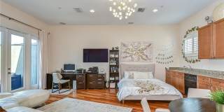 4907 BAYSHORE BOULEVARD Gallery 28