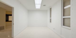 1029 N CENTRAL AVE Gallery 16