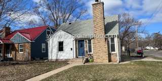 St Louis Park Single Family Home, Fenced In yard, Washer/Dryer, 1 Car Garage Gallery 1