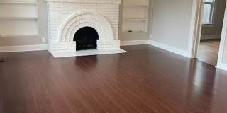 Charming 3 bedroom, 2 bathroom 2-story home in the heart of Guthrie Gallery 5