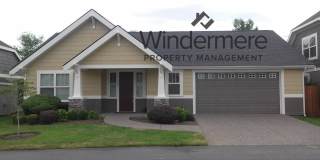 721 SE Swainson Lane *Located in the Villages of Garrison Creek* Gallery 1