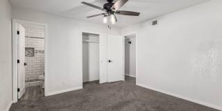 Beautiful 4 Bedroom Home Near Old Town Scottsdale & ASU Gallery 15
