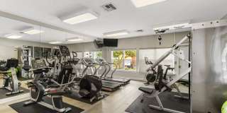 Oaks at Normandy Apartments Gallery 23