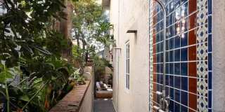 335 Gravilla Street Gallery 25