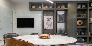 605 West End Gallery 11