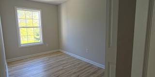 546 WELLINGTON Court Gallery 11
