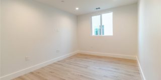 5022 Pickford Street Gallery 34