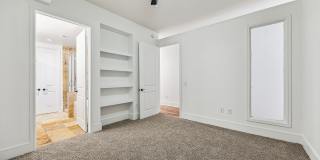 Arrive River Oaks Gallery 19