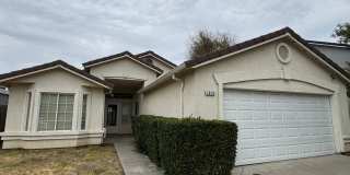 Four Bedroom, Two Bathroom Home In Weston Ranch Gallery 1