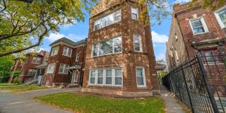 5426 W Jackson Boulevard Gallery 1