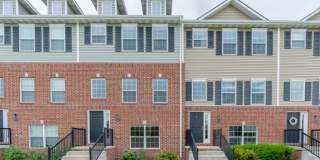 Huge, Open Floor Plan Townhome for RENT at Johnston Common Brownstones! Gallery 37